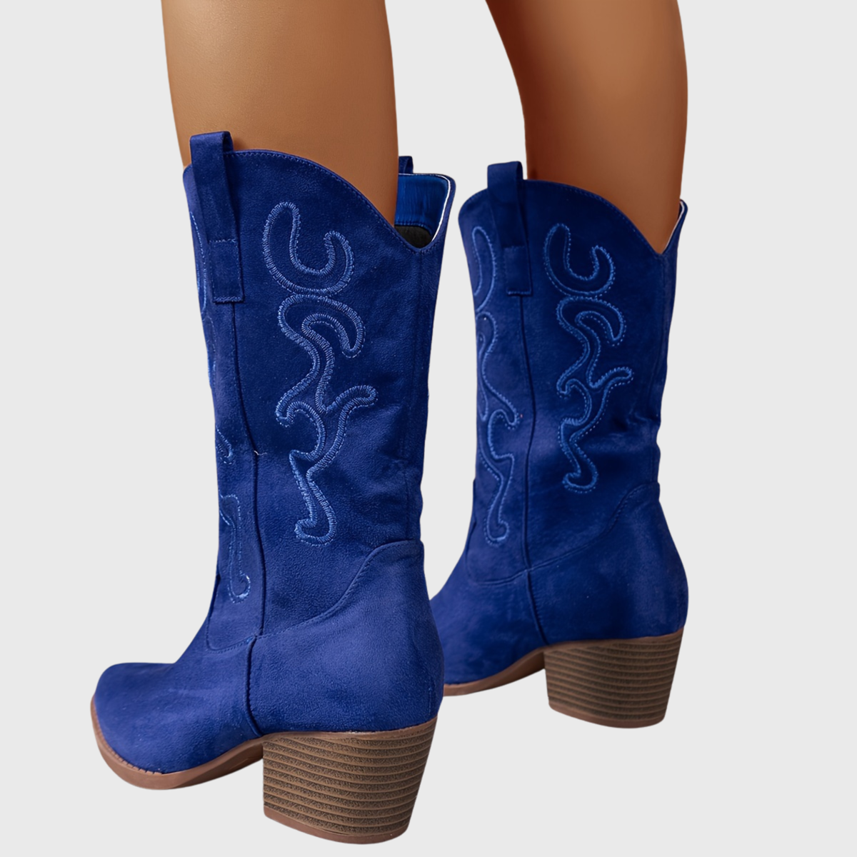Sierra | Damen Cowboy-Stiefel mit breitem Schaft, bestickt, spitz und Blockabsatz