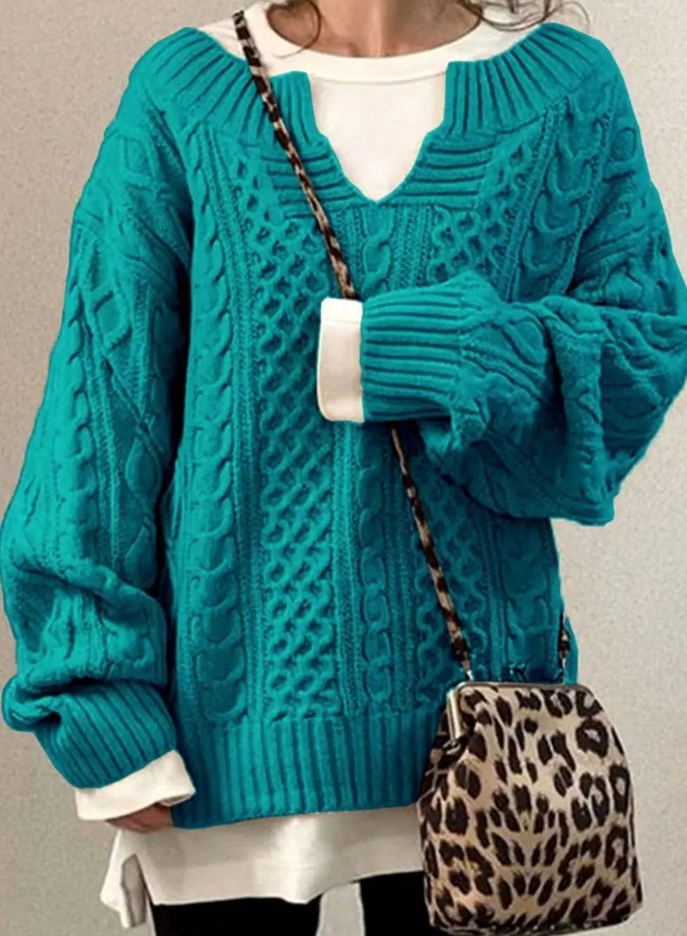 Phoebe | Frauen Oversized Kabelstrick Layered V-Ausschnitt Pullover