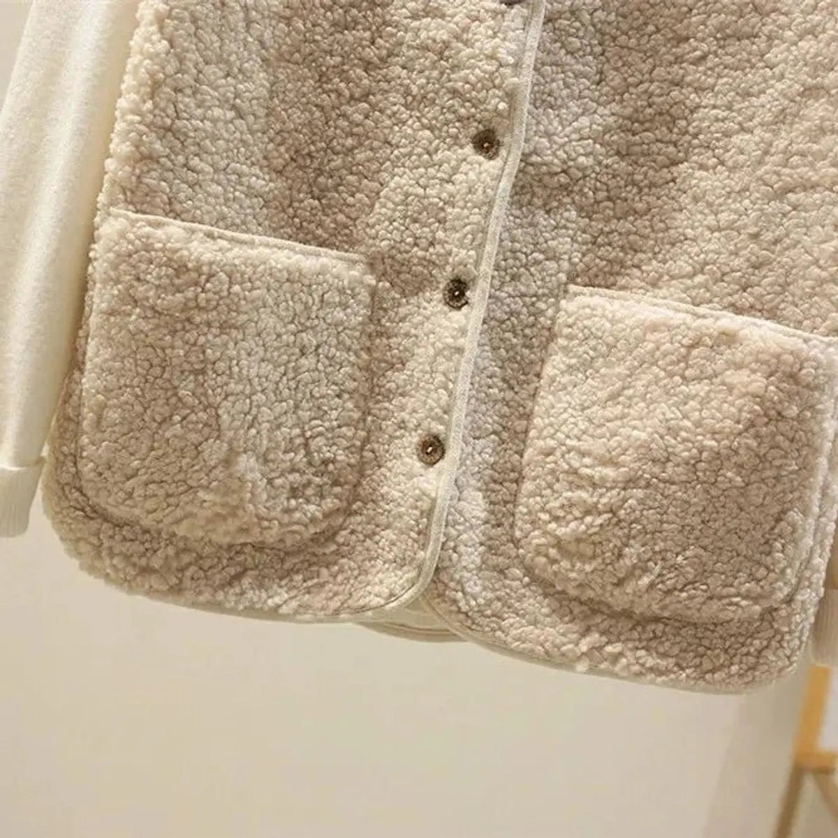Phoebe | Damen Relaxed-Fit Button-Up Sherpa Gilet