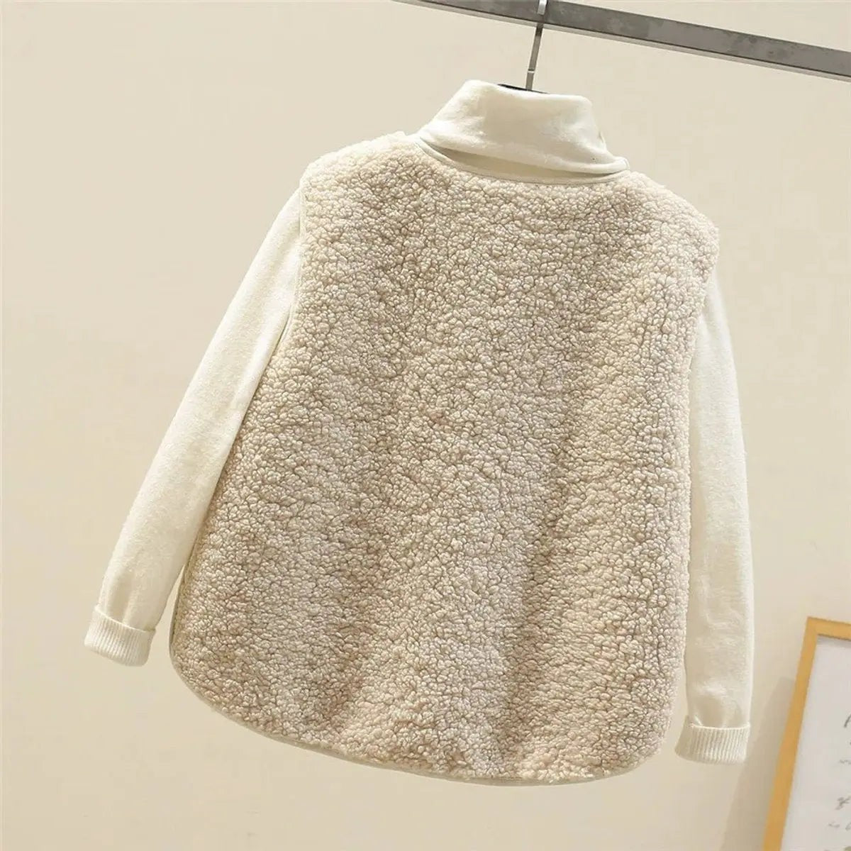 Phoebe | Damen Relaxed-Fit Button-Up Sherpa Gilet