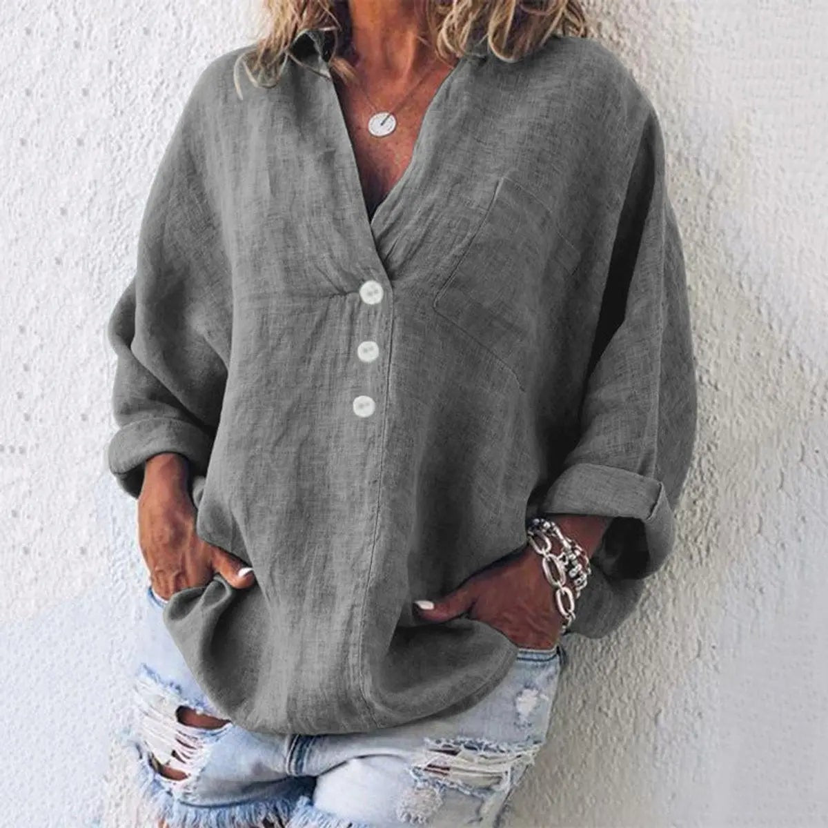 Marina | Damen Relaxed-Fit V-Ausschnitt Bluse mit Knopfleiste und Brusttasche